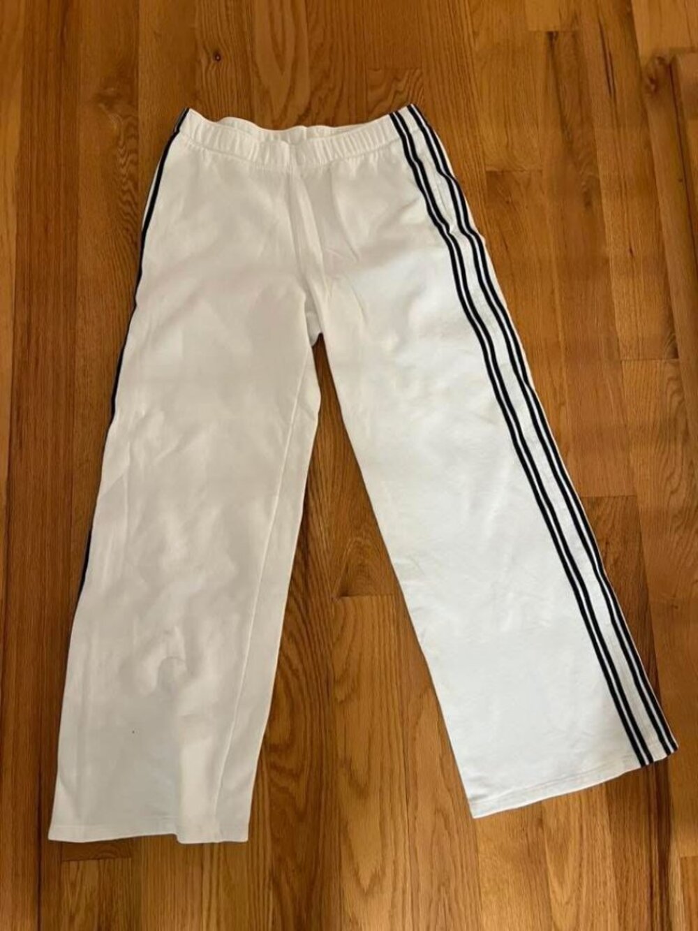 Hollister Sweatpants- Size S. Never Worn!